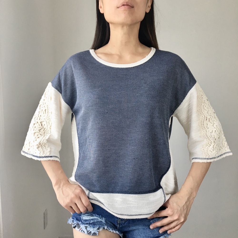 LAST 1 ! Two tone crocheted sleeve tunic top - Picture 3 of 6